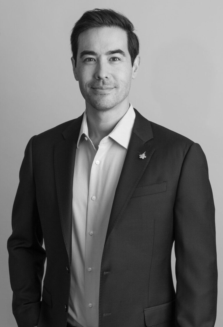 Corporate keynote leadership speaker